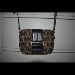 Small Michael Kors crossbody